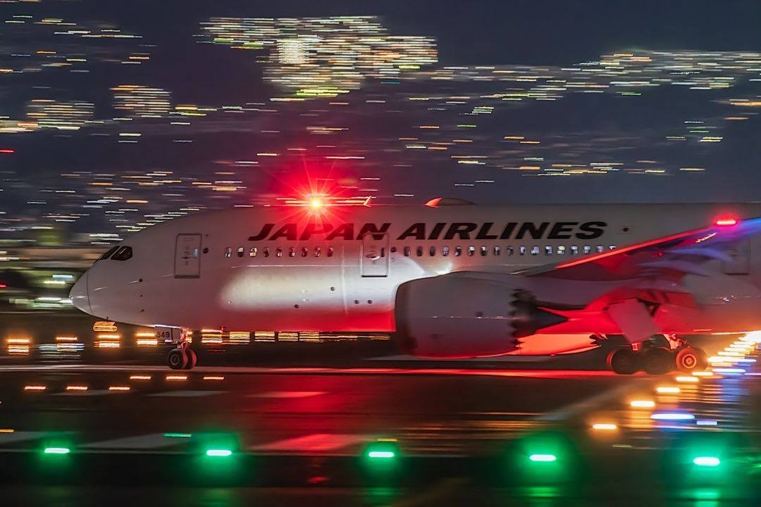 日本～ハワイ間の行きは夜の便、帰りは日中の便が多い